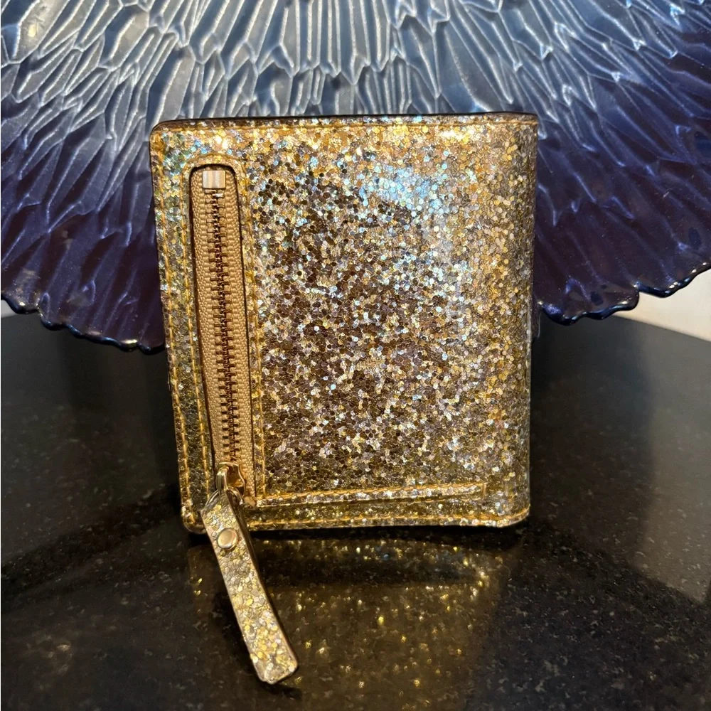 Kate Spade Storybook Gold Glitter Compact Wallet - Picture 2 of 4